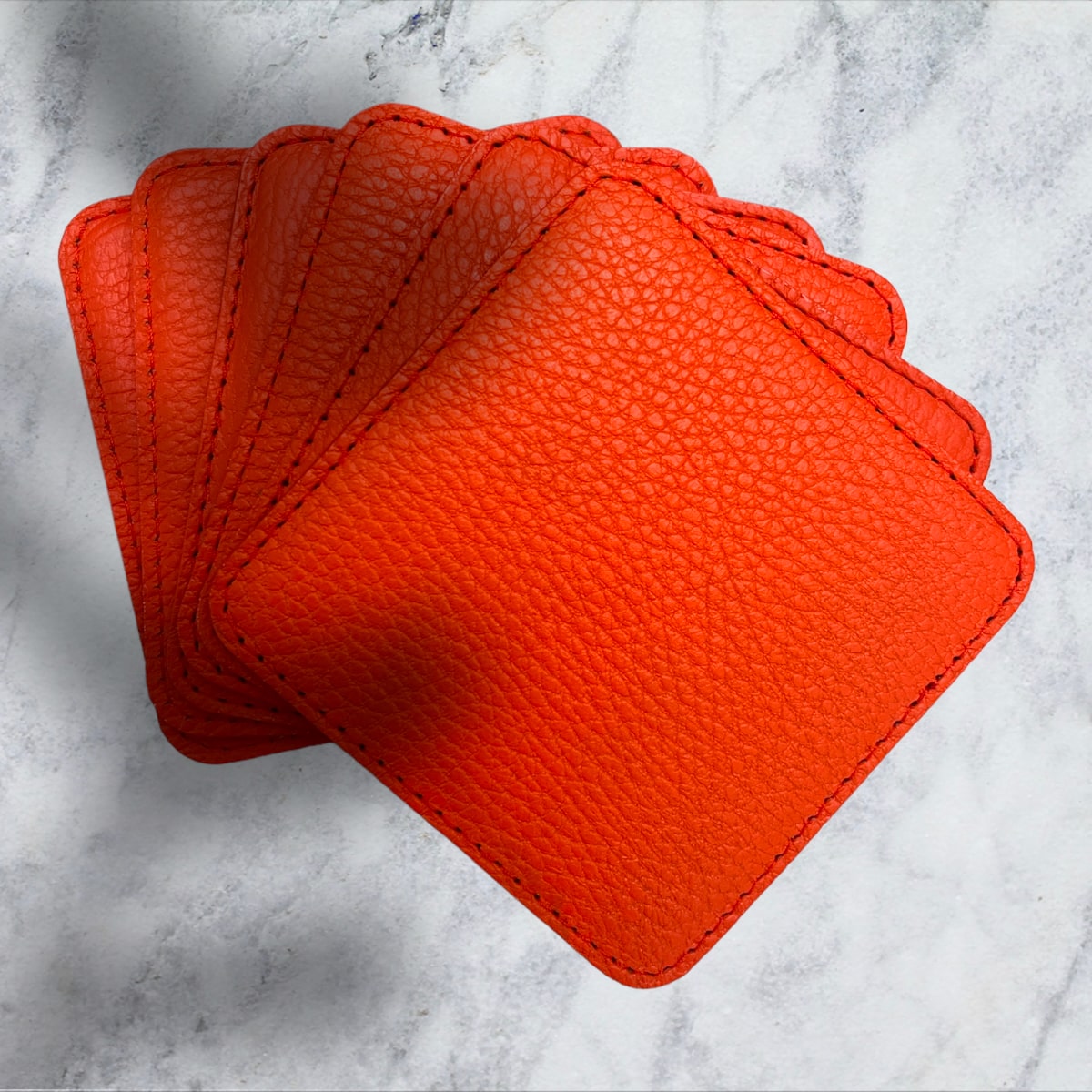 Juego de 6 Porta vasos cuadrados hecho en piel Perré hecho a mano