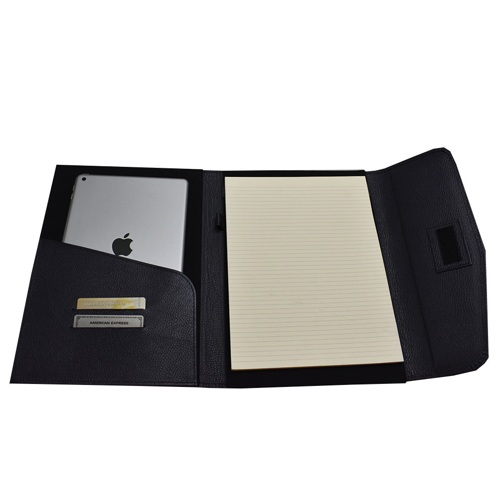 Carpeta finest hecha en piel tamaño carta con sobre al frente MACE