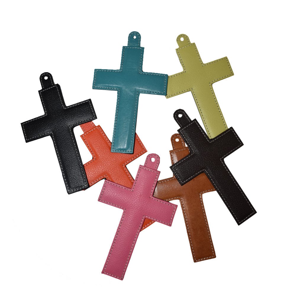 Cruz plana hecha en piel MACE