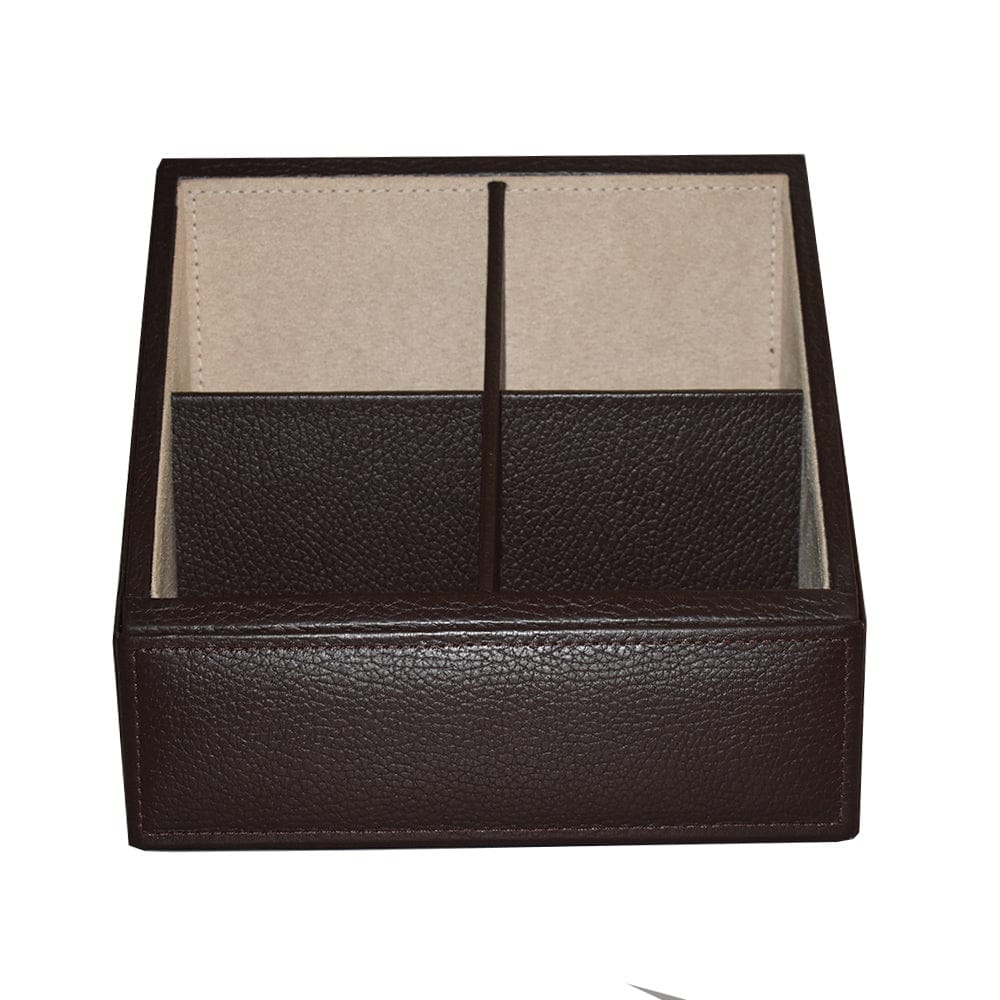 Organizador de controles de TV con cuatro compartimientos hecho en piel MASA