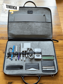 Portafolio Smart Light para tablet hecho en piel ISLO